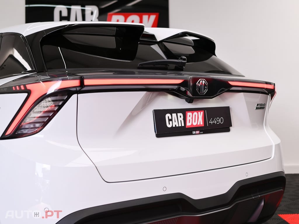 MG MG4 64 kWh Luxury
