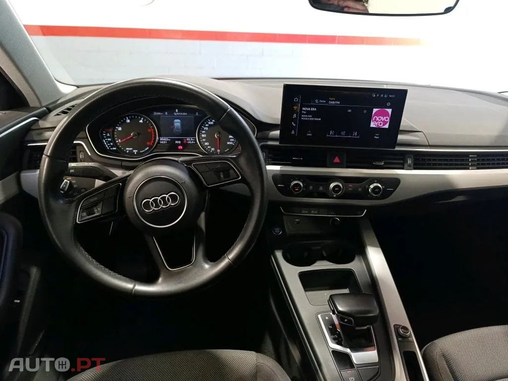 Audi A4 Avant 30 TDI S tronic