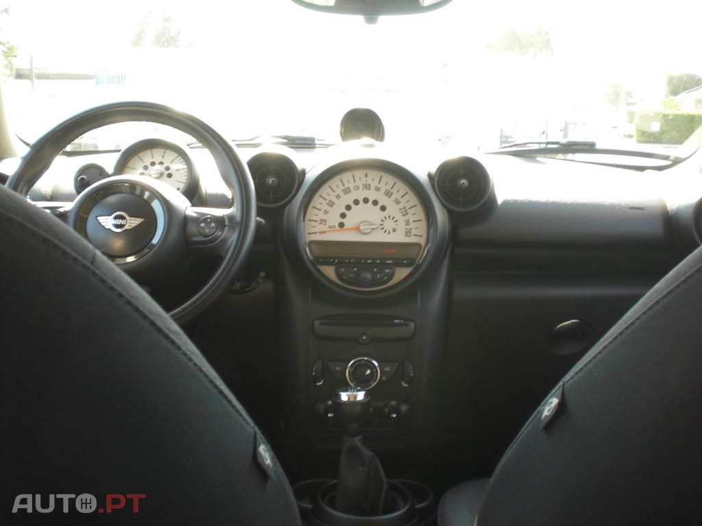MINI Countryman One D