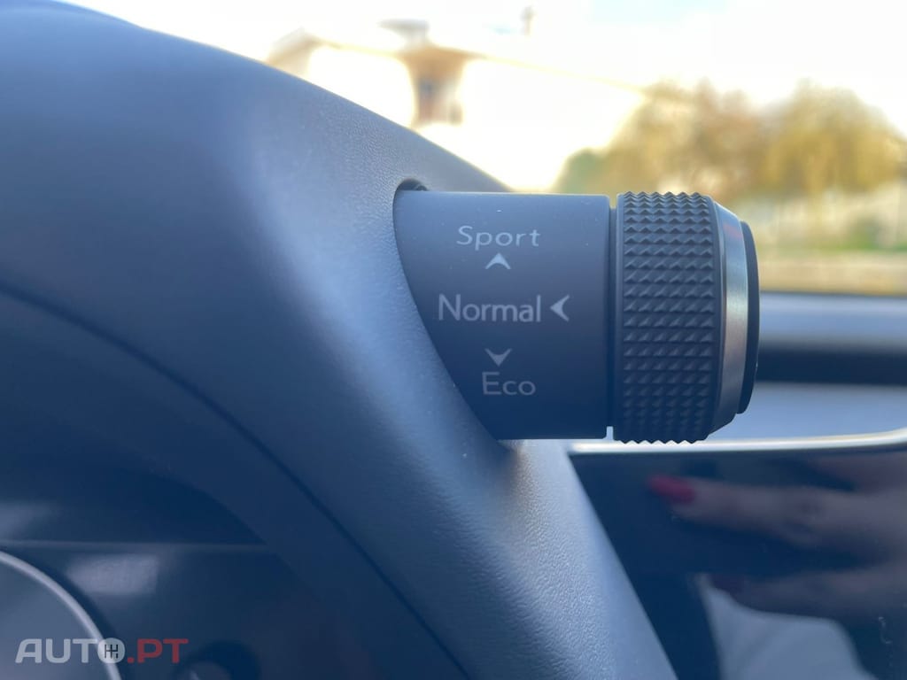 Lexus UX Sport — fotografia 30