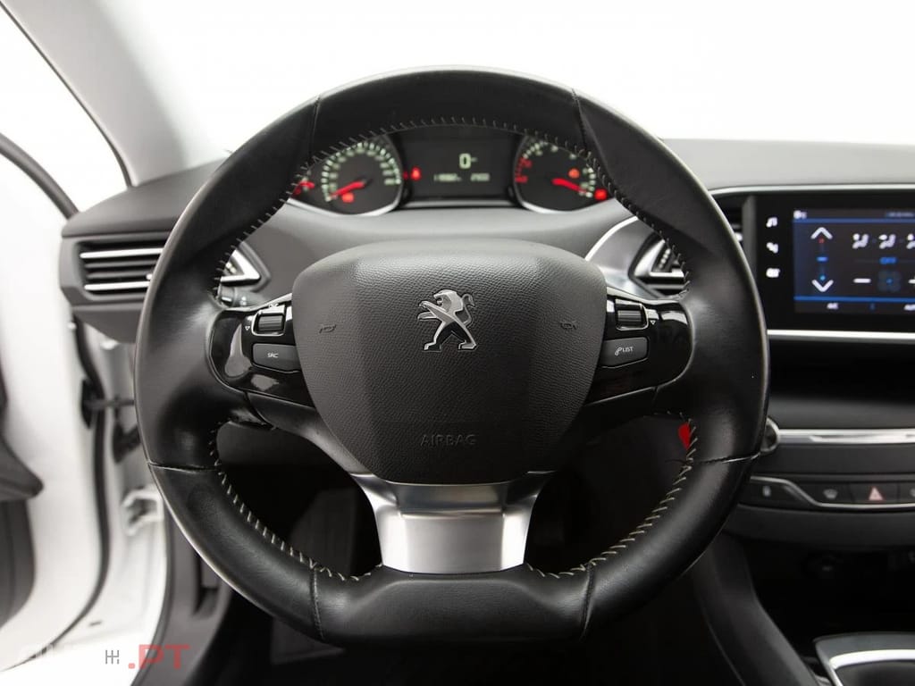 Peugeot 308 1.5 BlueHDi Business Line