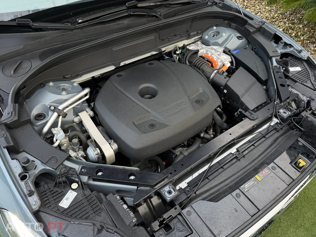Volvo XC60 2.0 T6 PHEV Inscription Expression AWD