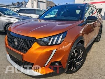 Peugeot 2008 1.2 PureTech Signature EAT6