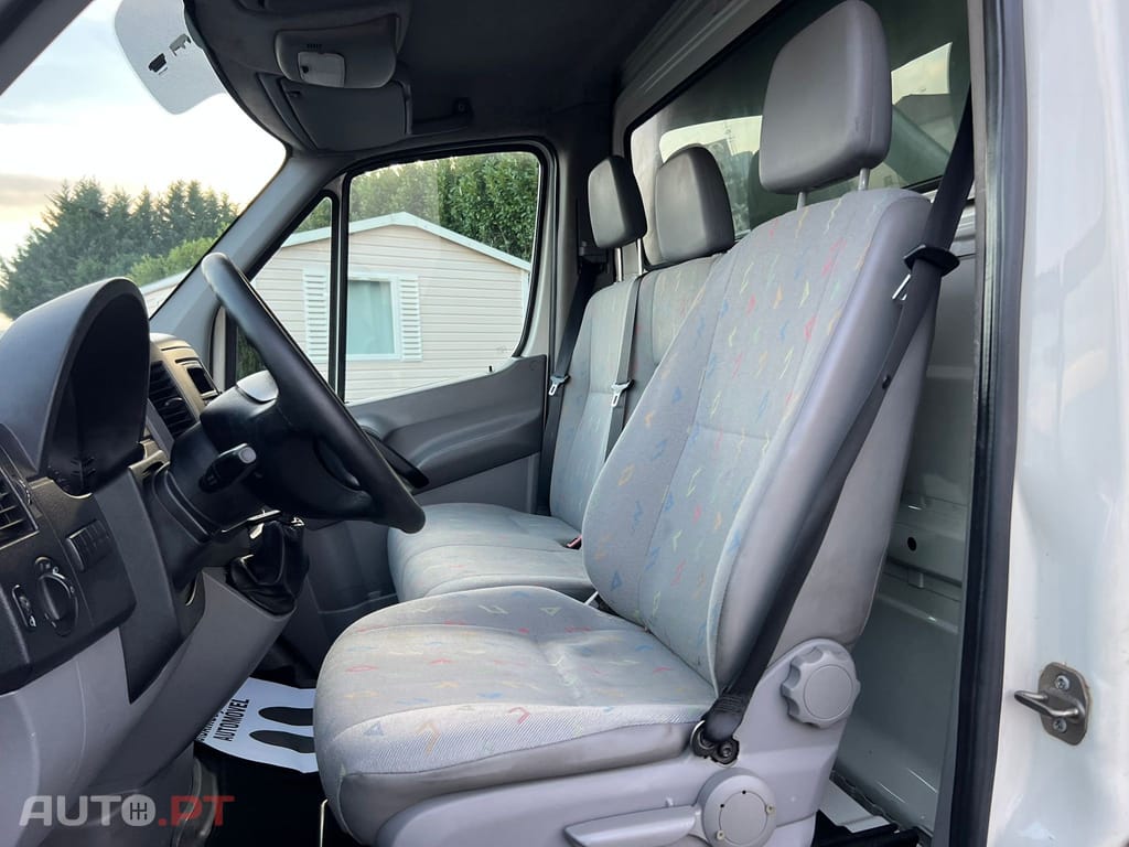 Volkswagen Crafter 35 2.5 TDi 164 Média