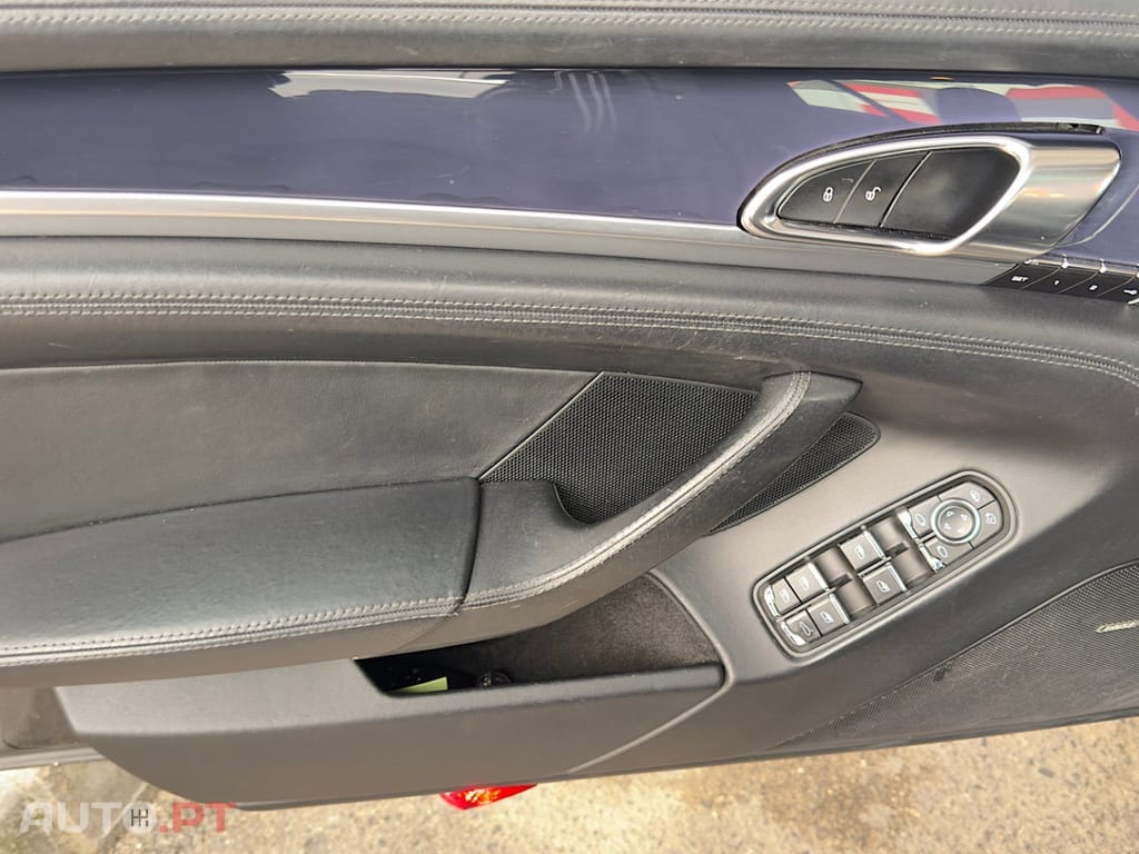 Porsche Panamera S Hybrid