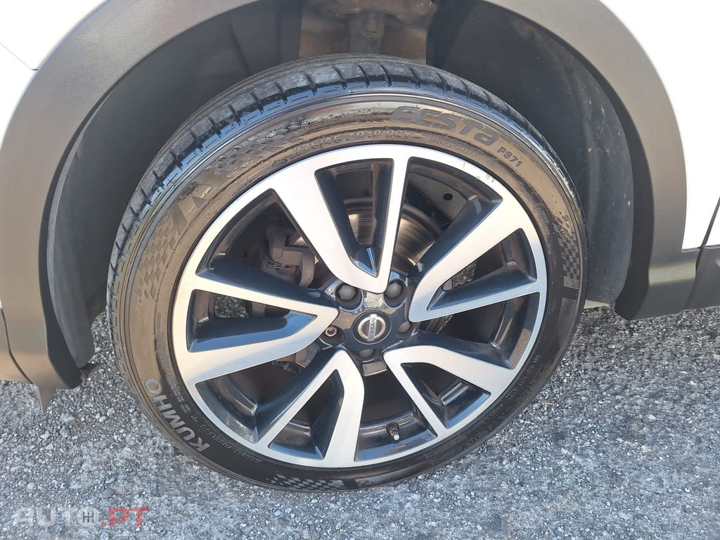 Nissan Qashqai 1.5 dCi Tekna Premium 17 Pack S Pele Preta