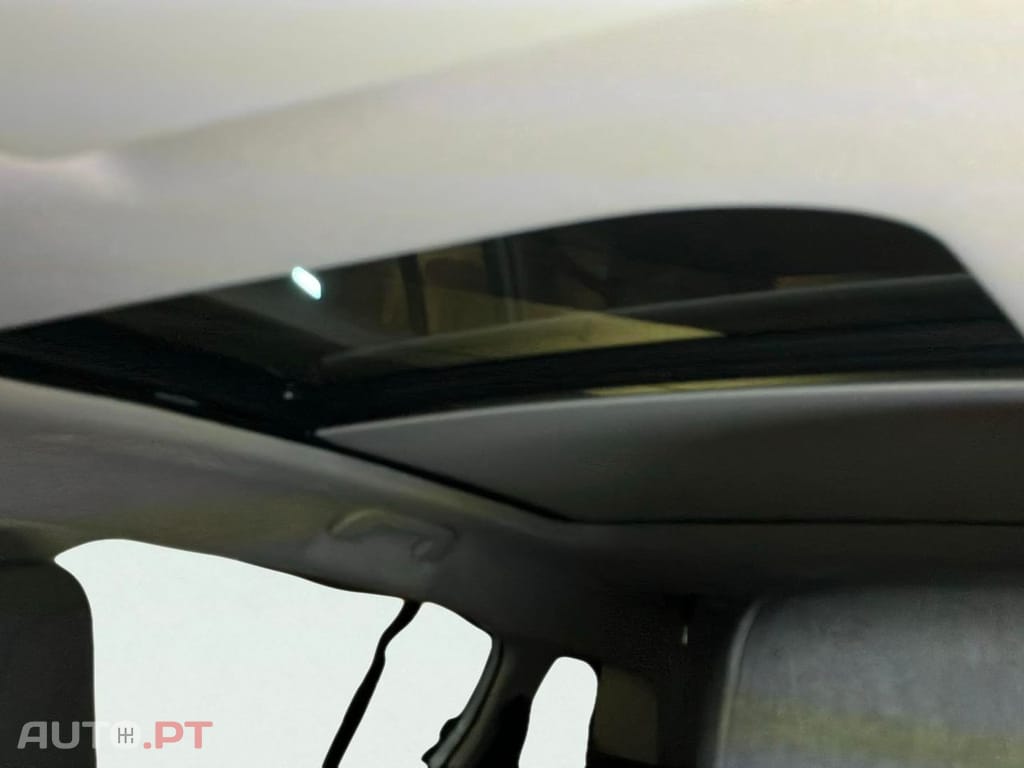 Citroen C5 Aircross 1.6 Hybrid Shine e-EAT8