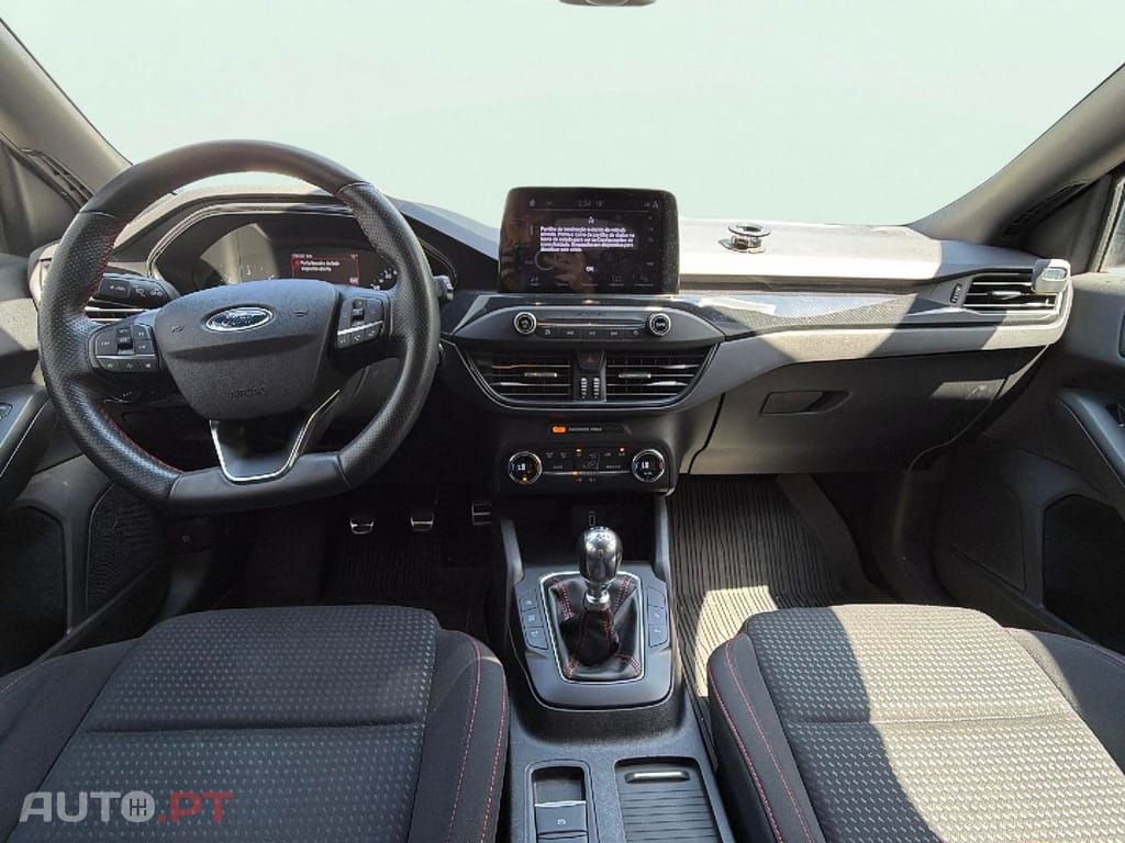 Ford Focus 1.5 TDCi ECOBlue ST-Line