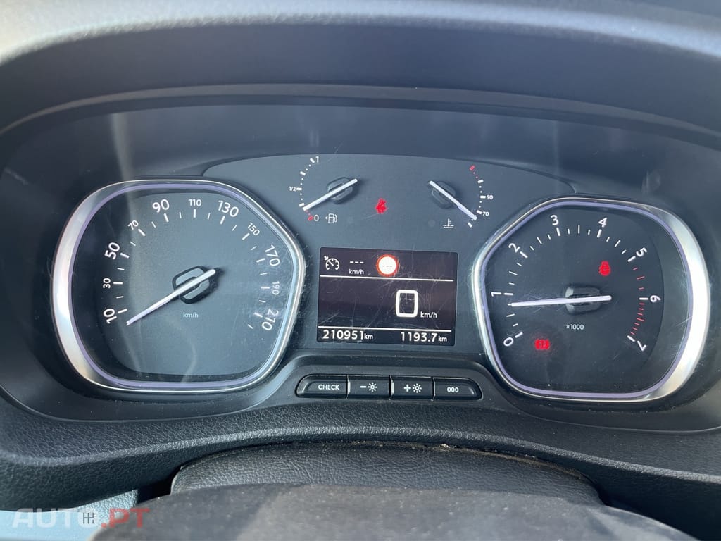 Citroen Jumpy 2.0 BlueHDi XL Semi-Vidrado