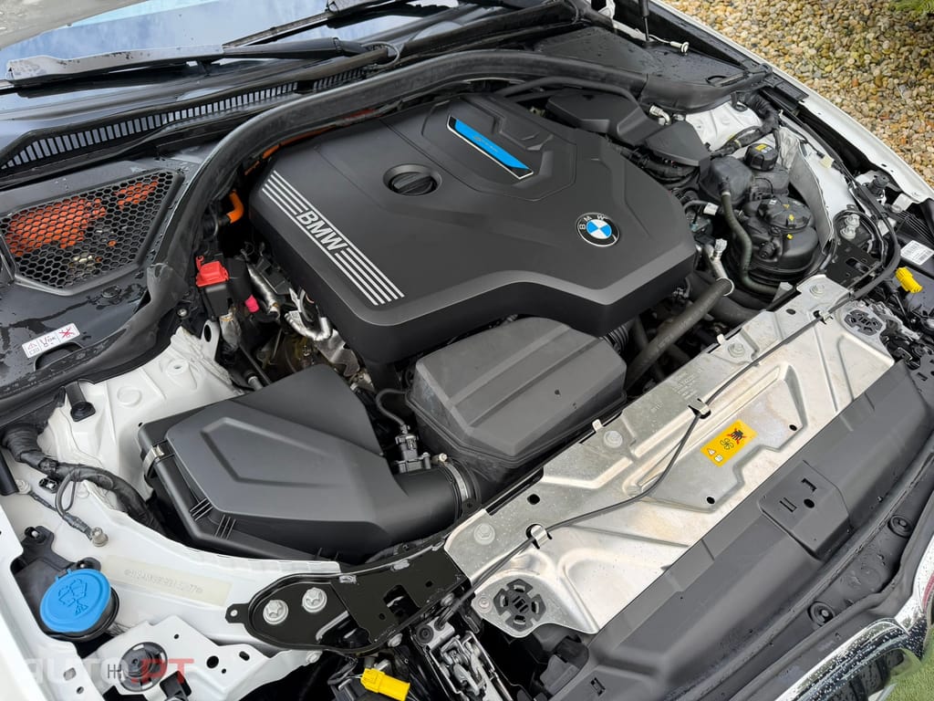 BMW 320 e Corporate Edition Auto
