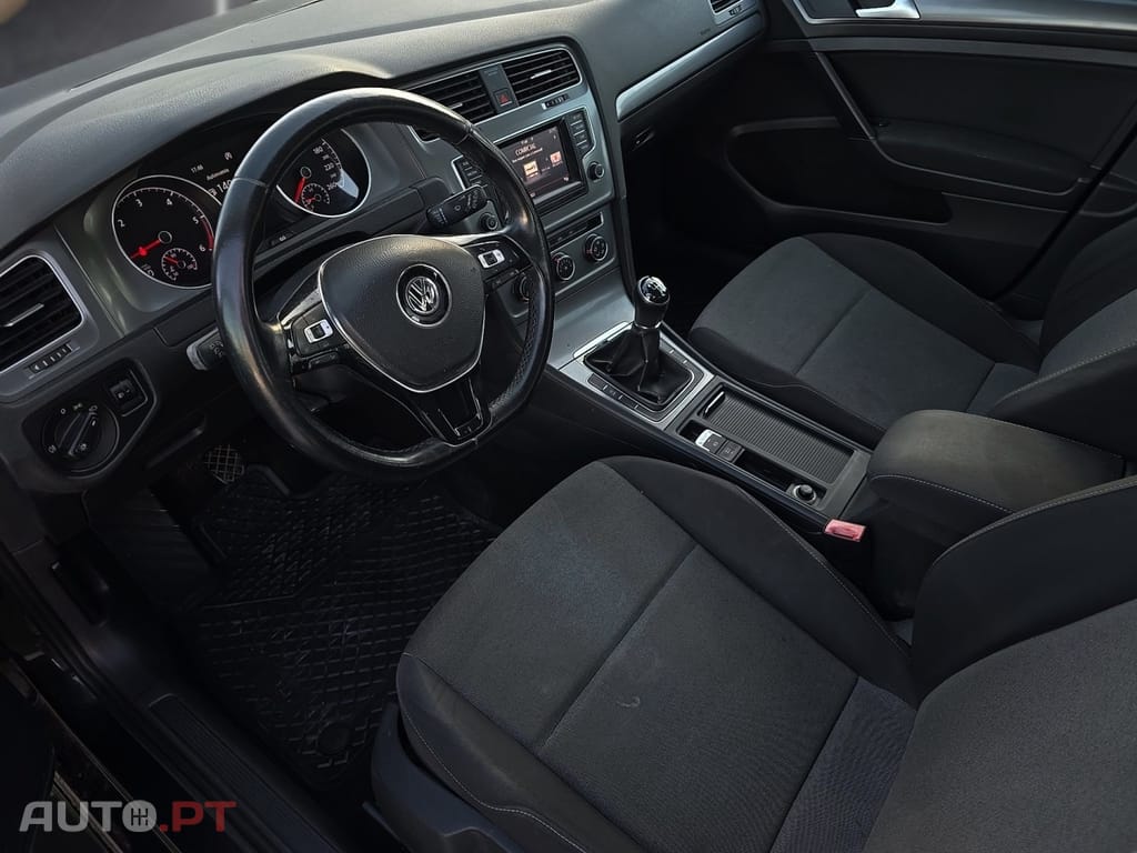 Volkswagen Golf 1.6 TDI Highline