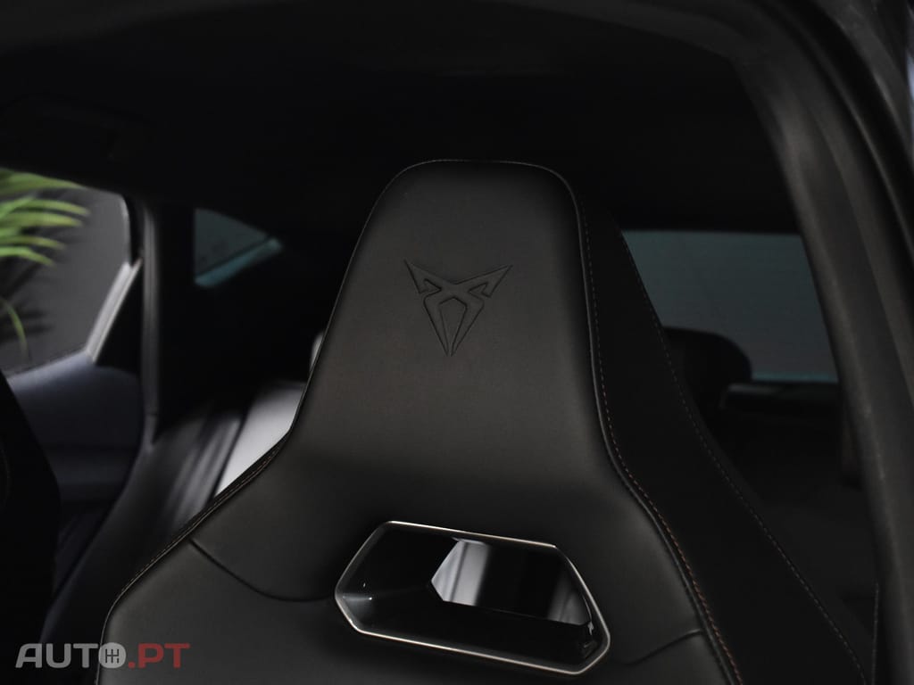 Cupra Leon 1.4 e-Hybrid VZ DSG