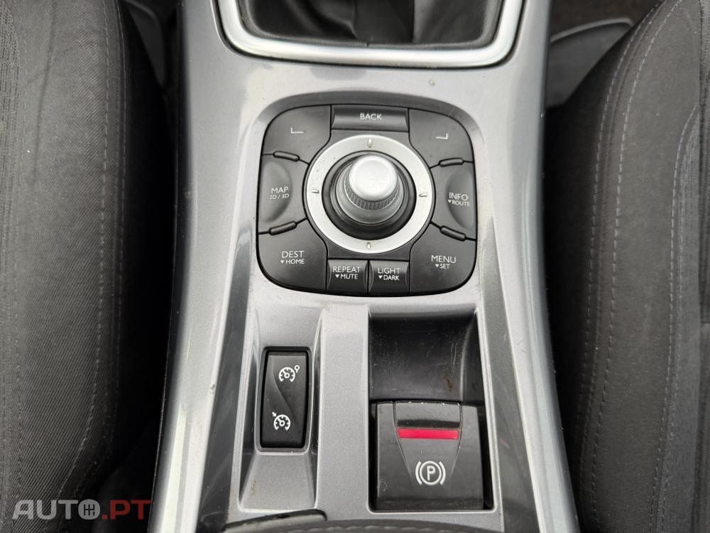 Renault Laguna Break Outro