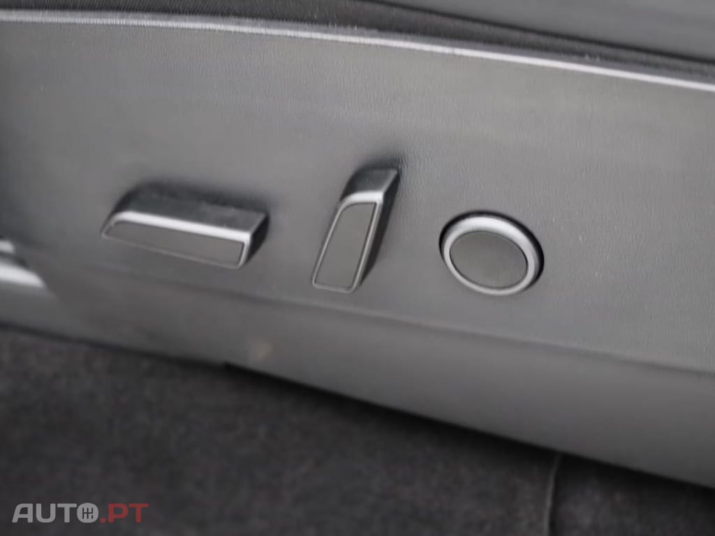 Tesla Model Y Standard RWD Plus 95% I.V.A DEDUTIVEL 