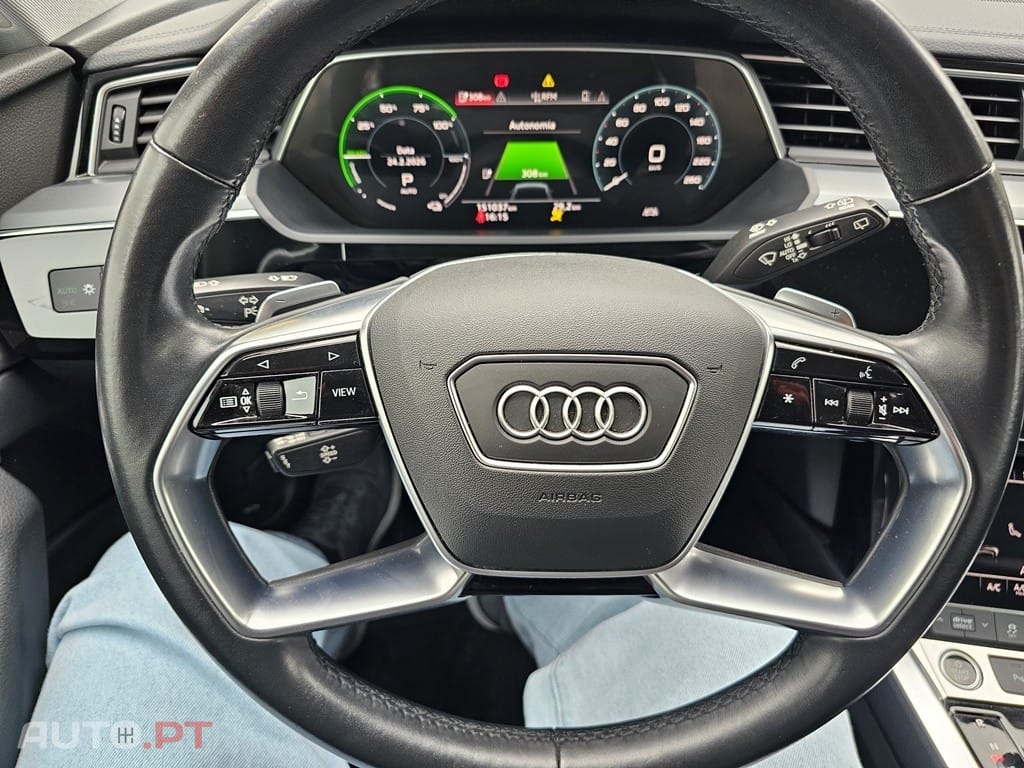 Audi E-Tron 55 quattro