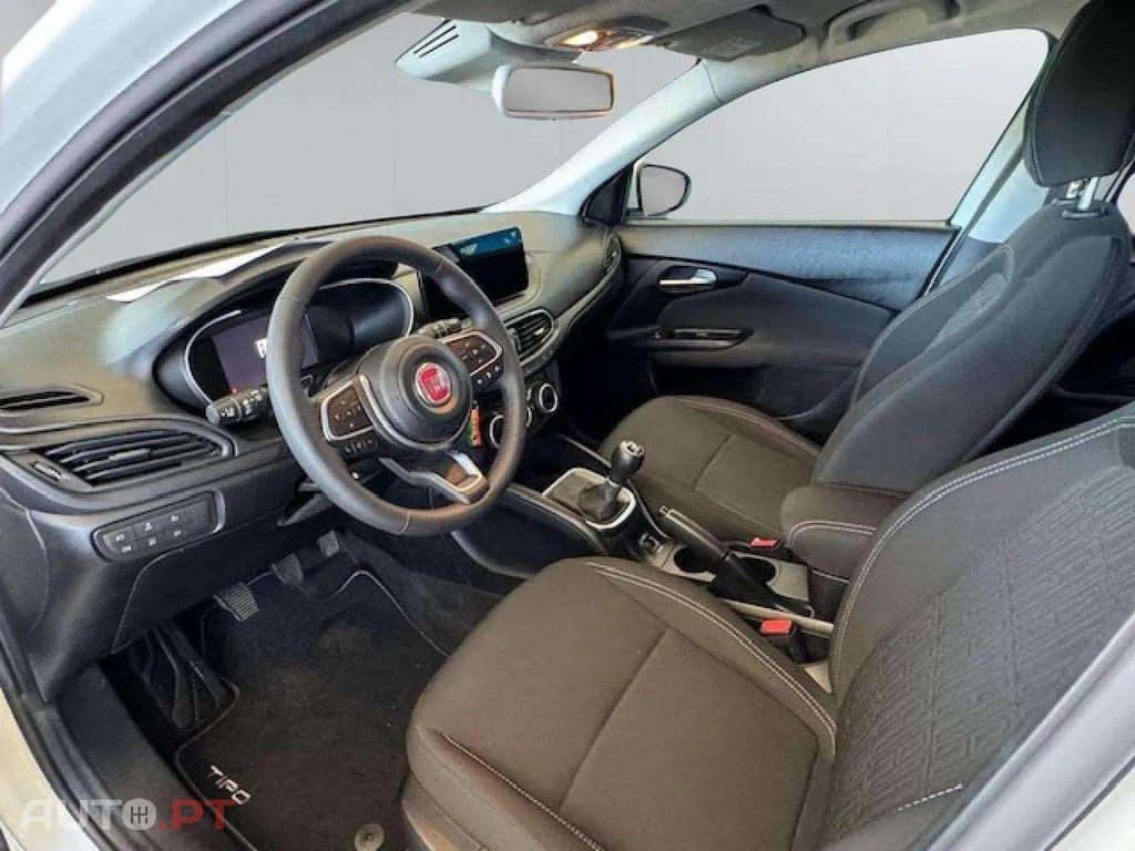 Fiat Tipo 1.0 GSE T3 City Cross