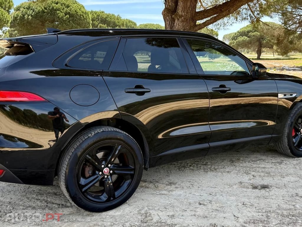 Jaguar F-Pace 25d AWD Aut. R-Sport