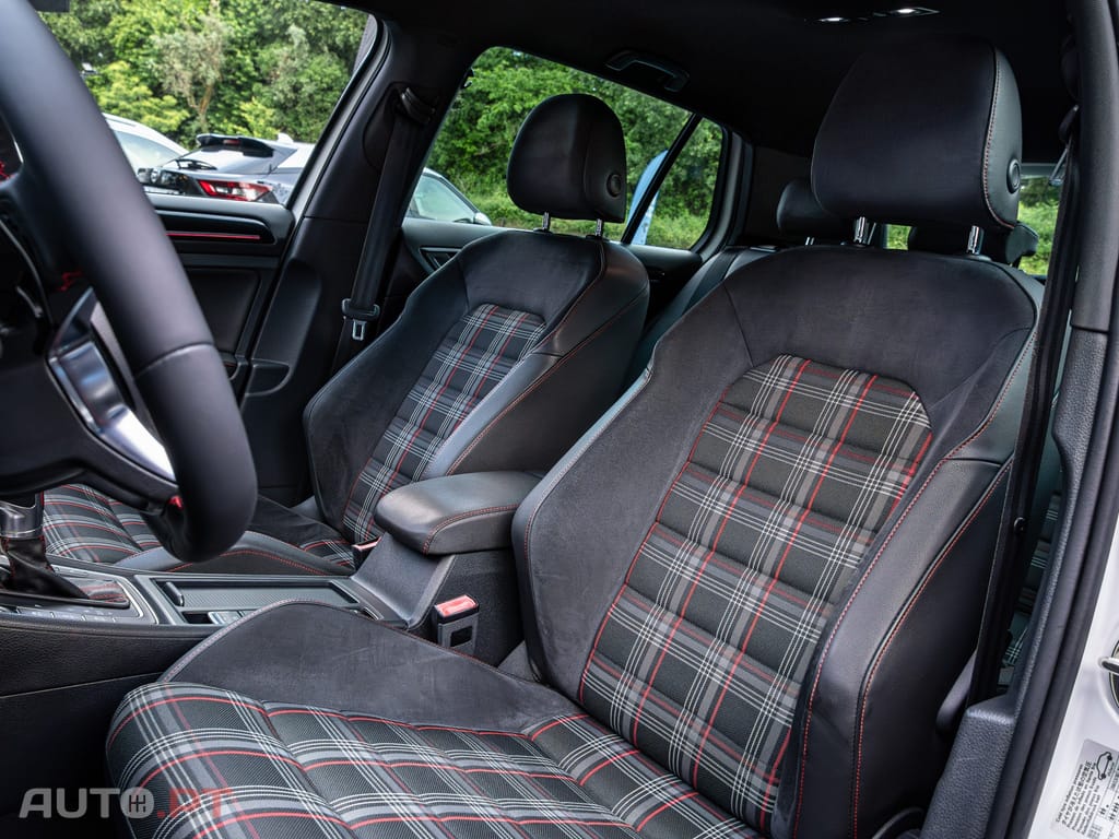 Volkswagen Golf 2.0 TSi GTi DSG Performance