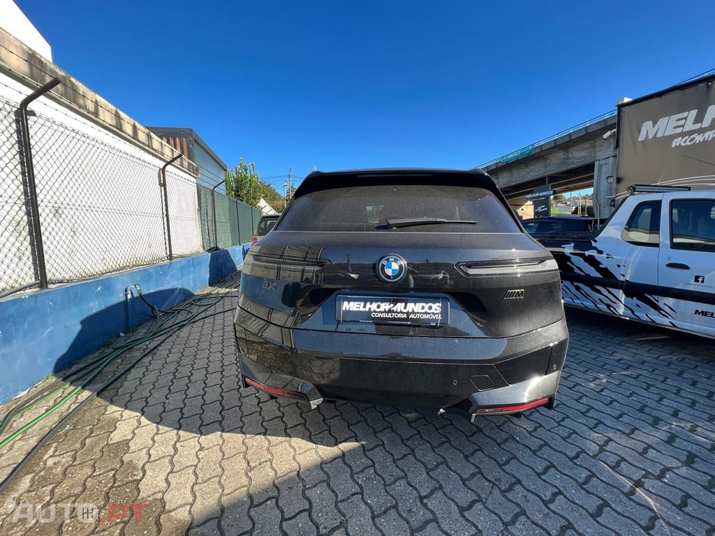 BMW iX xDrive50