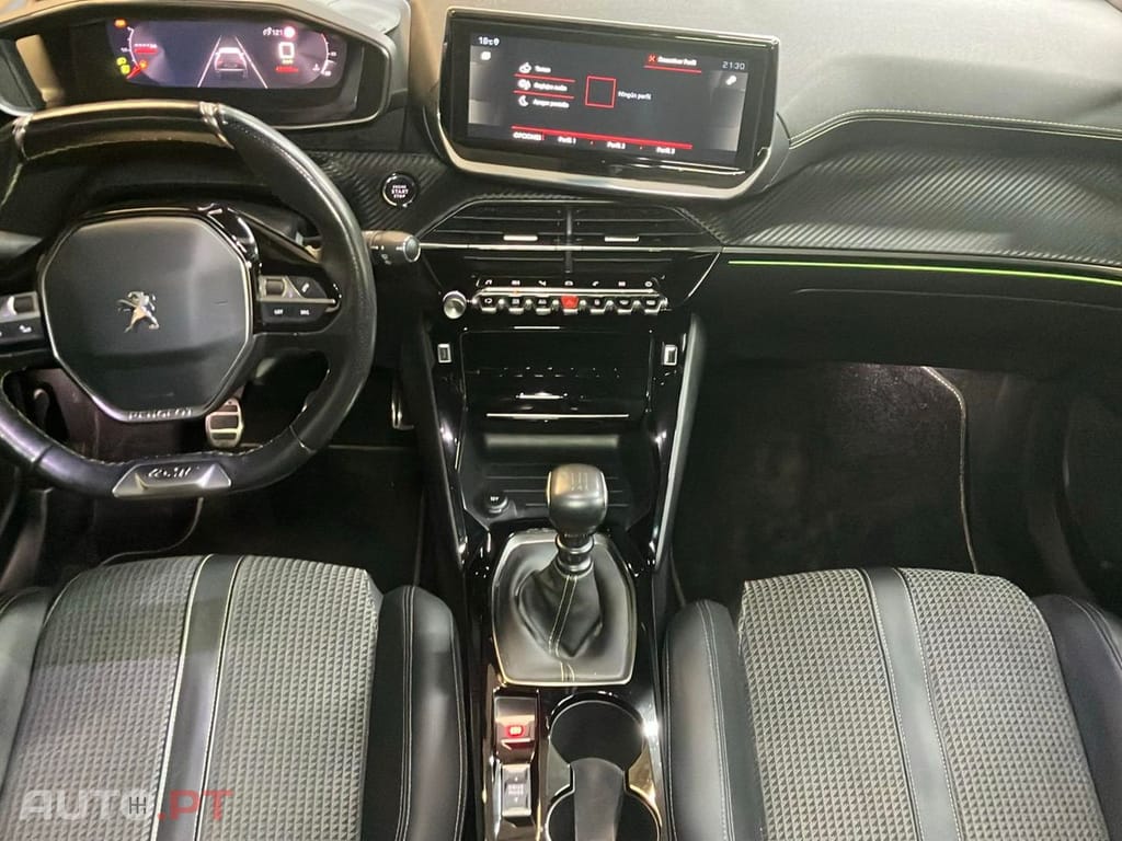 Peugeot 2008 1.2 PureTech GT Line