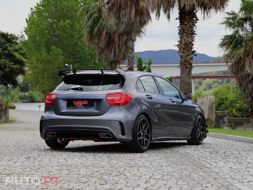 Mercedes-Benz A 180 d AMG Line