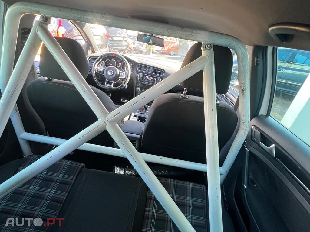 Volkswagen Golf 2.0 TSi GTi DSG