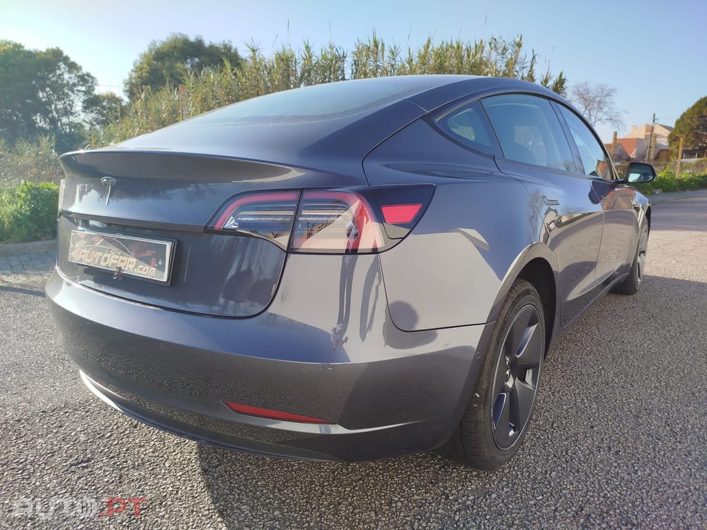 Tesla Model 3 Tração Traseira Premium
