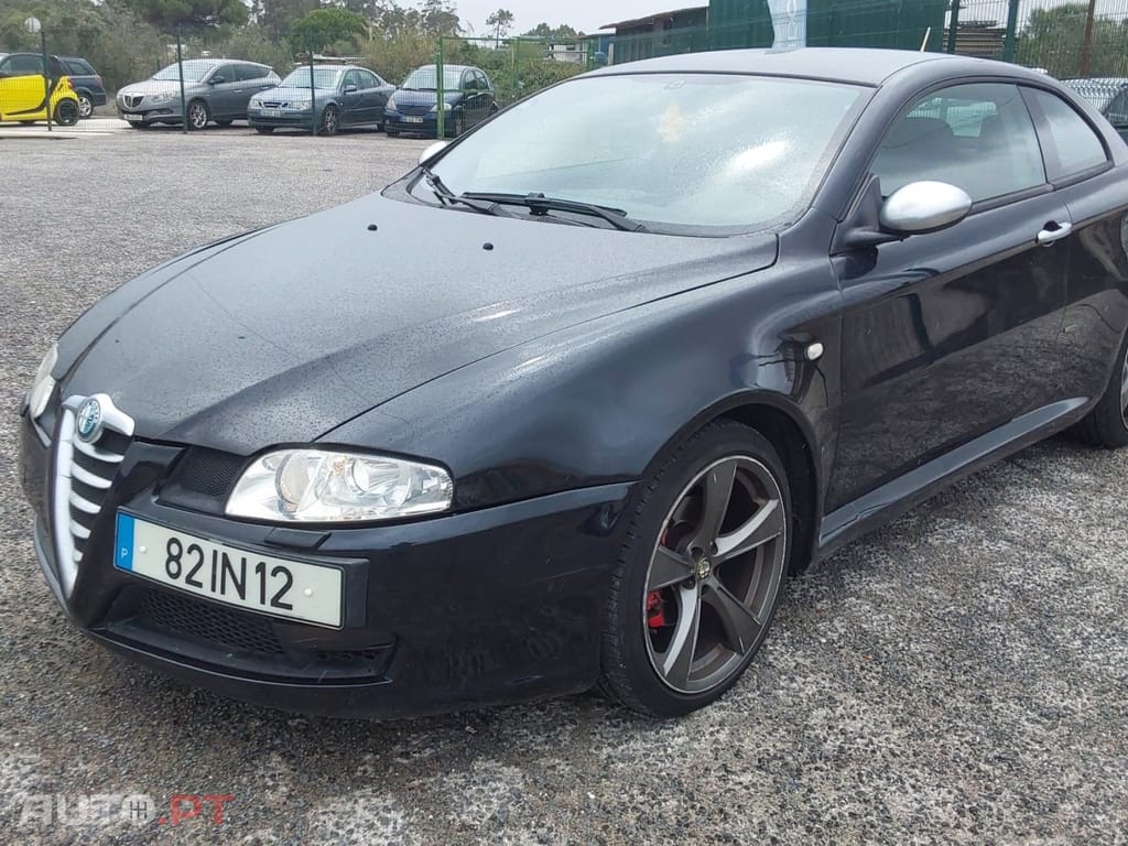 Alfa Romeo GT 1.9 JTD M-JET Q2 Distinctive