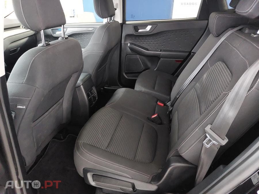 Ford Kuga 2.5 PHEV Titanium