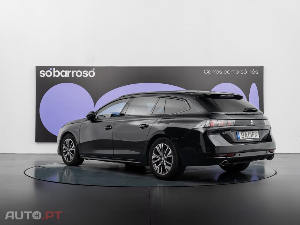 Peugeot 508 SW 1.6 Hybrid Allure e-EAT8 — fotografia 3