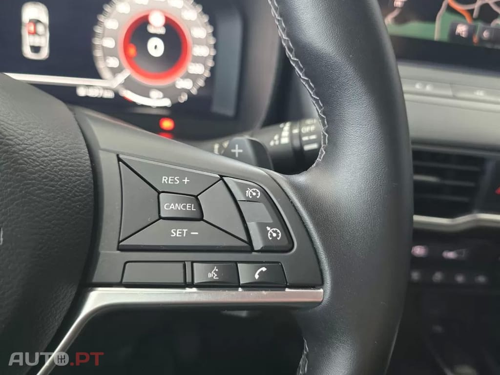 Nissan Juke 1.0 DIG-T N-Connecta NAV. DCT