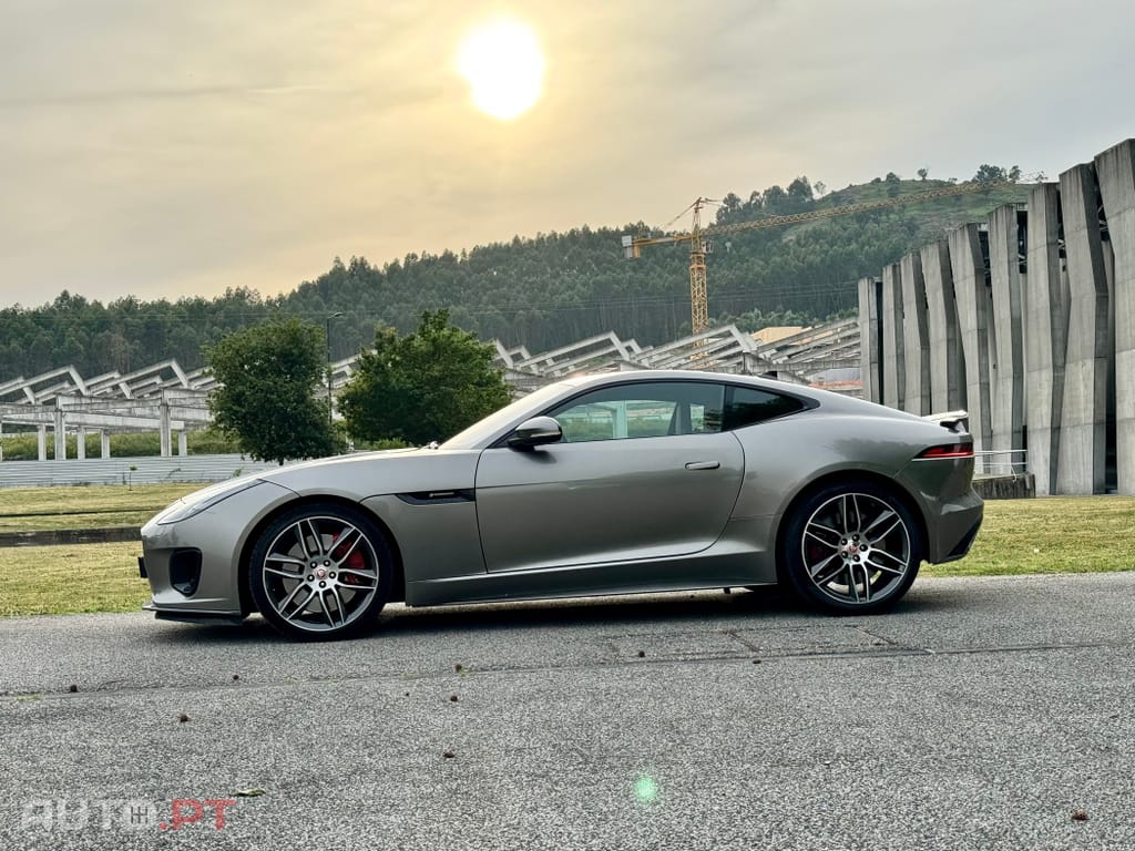 Jaguar F-Type 2.0 i4 R-Dynamic