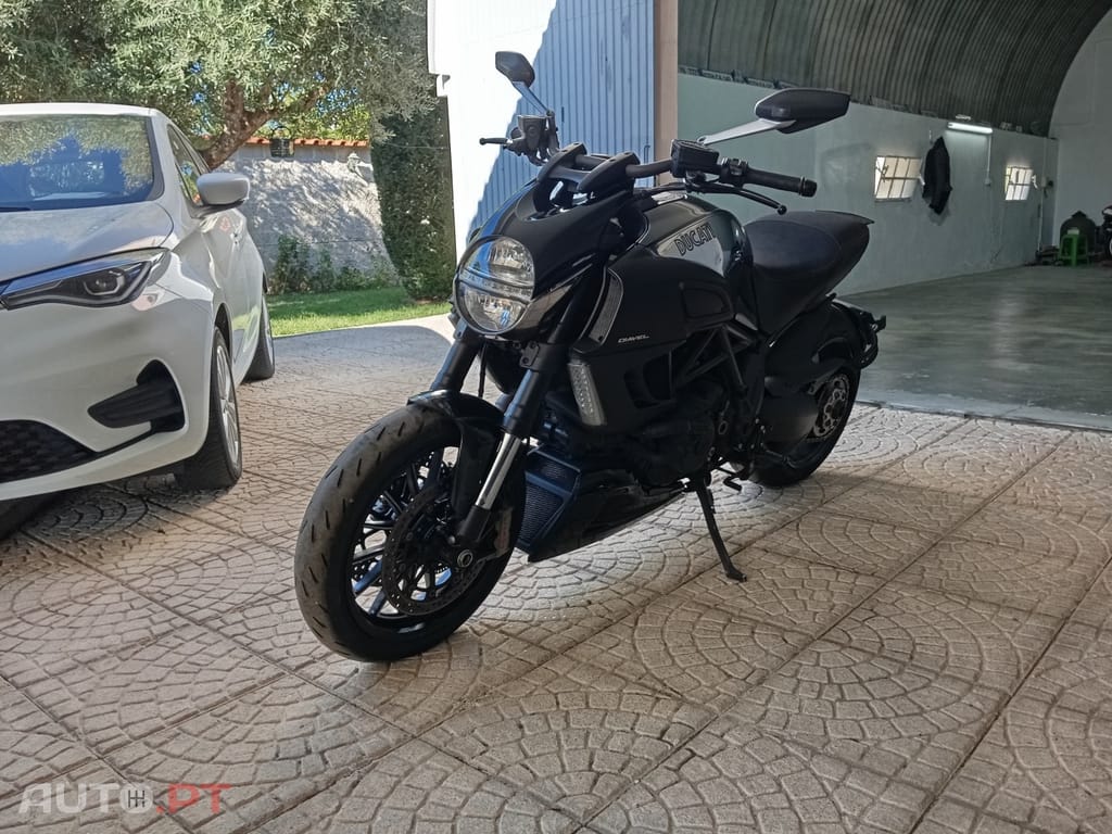 Ducati Diavel 1200 CROMO ABS COM EXTRAS