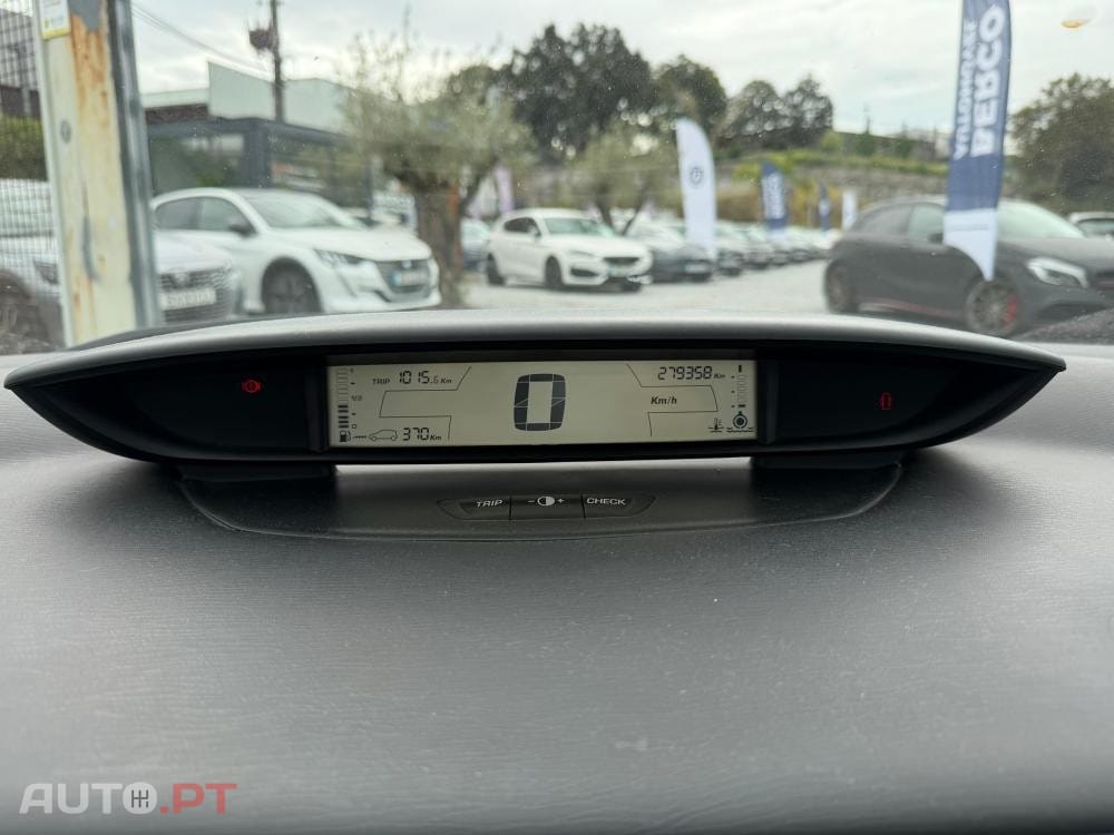 Citroen C4 1.6 HDi 110 VTR Pack