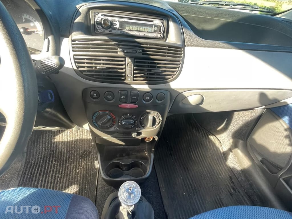 Fiat Punto 1.9 Ds S