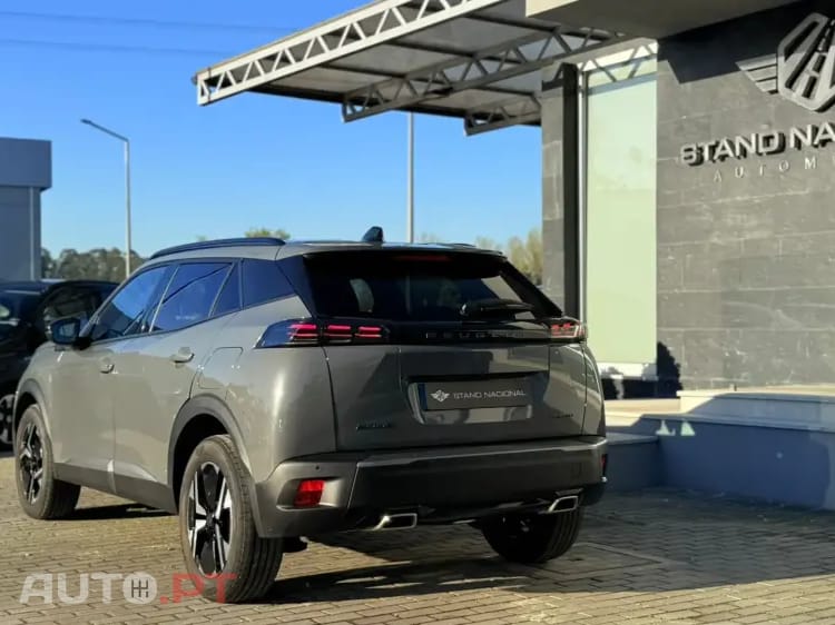 Peugeot 2008 1.2 Hybrid Allure e-DCS6