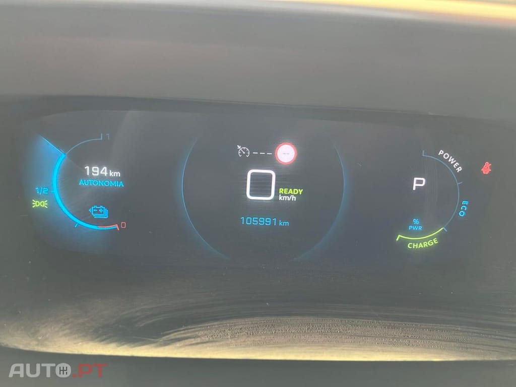 Peugeot E-208 Allure
