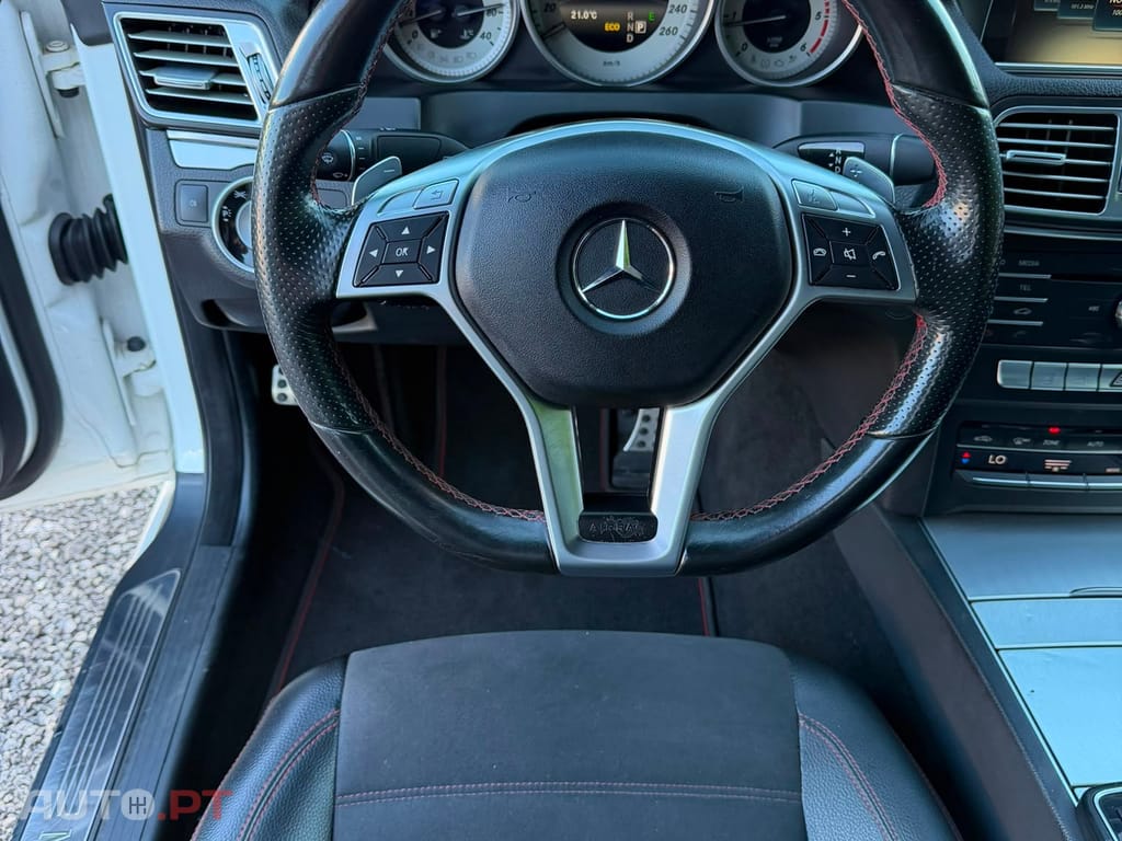 Mercedes-Benz E 220 BlueTEC Auto