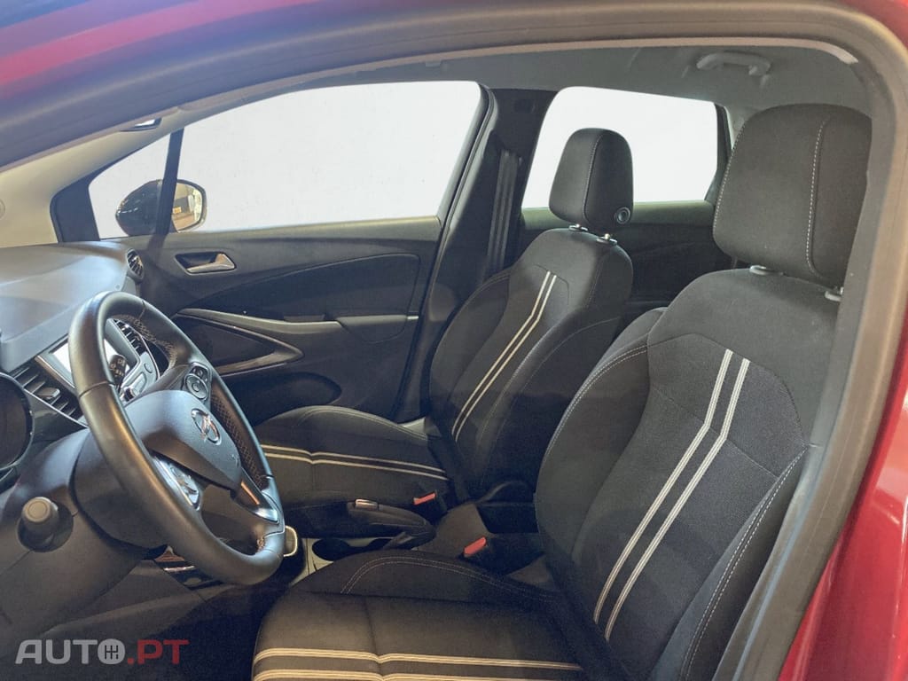 Opel Crossland  1.2 T Design Tech