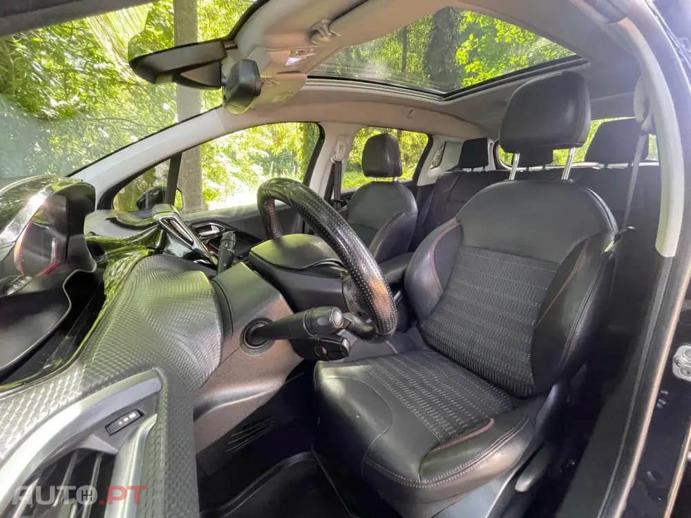 Peugeot 2008 1.2 PureTech GT Line