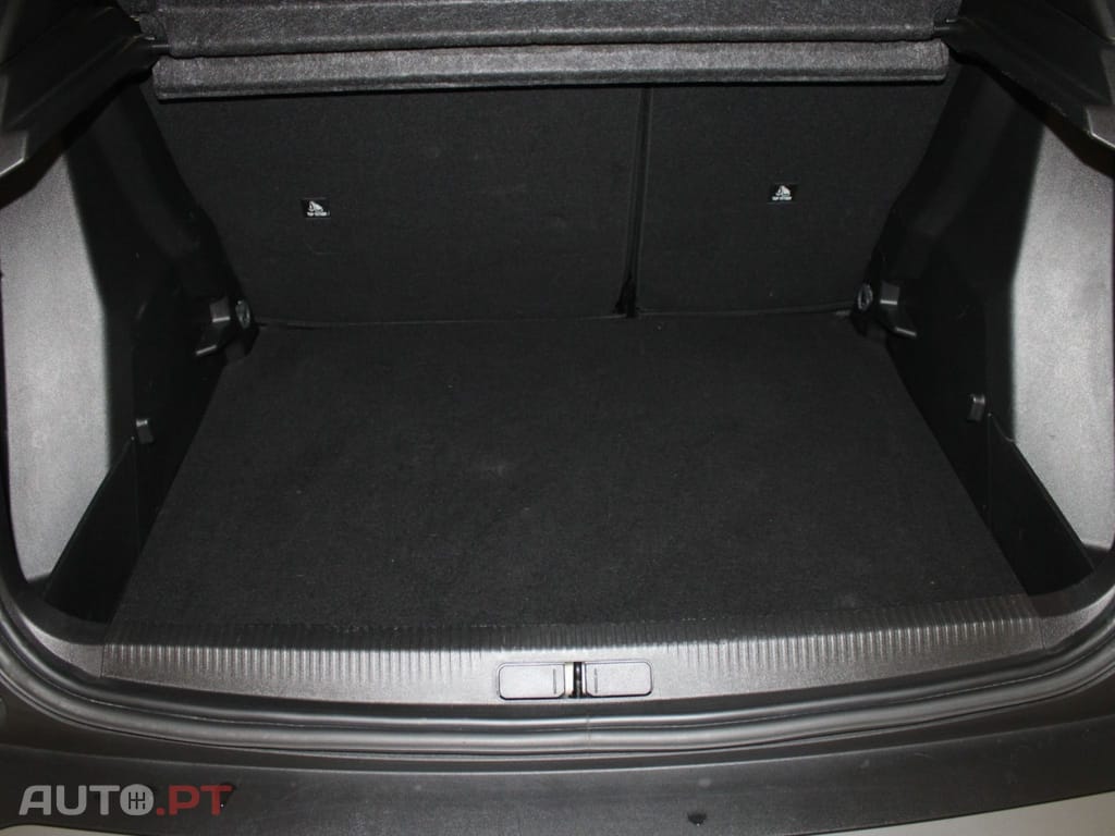 Peugeot 2008 1.5 BHDI ACTIVE I.V.A DEDUTIVEL 