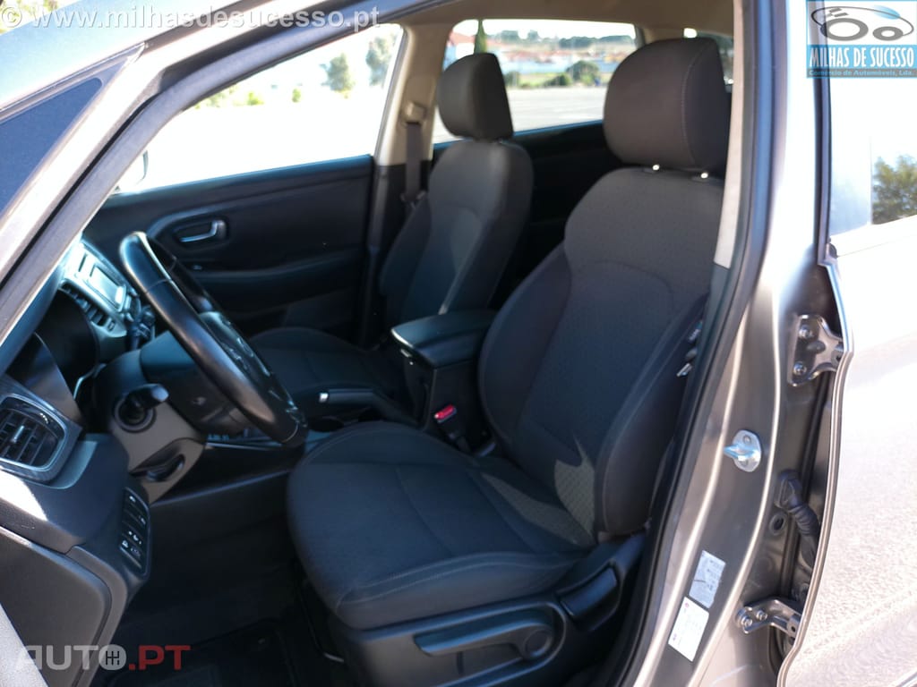 Kia Carens 1.7 CRDI ISG TX  7 Lug