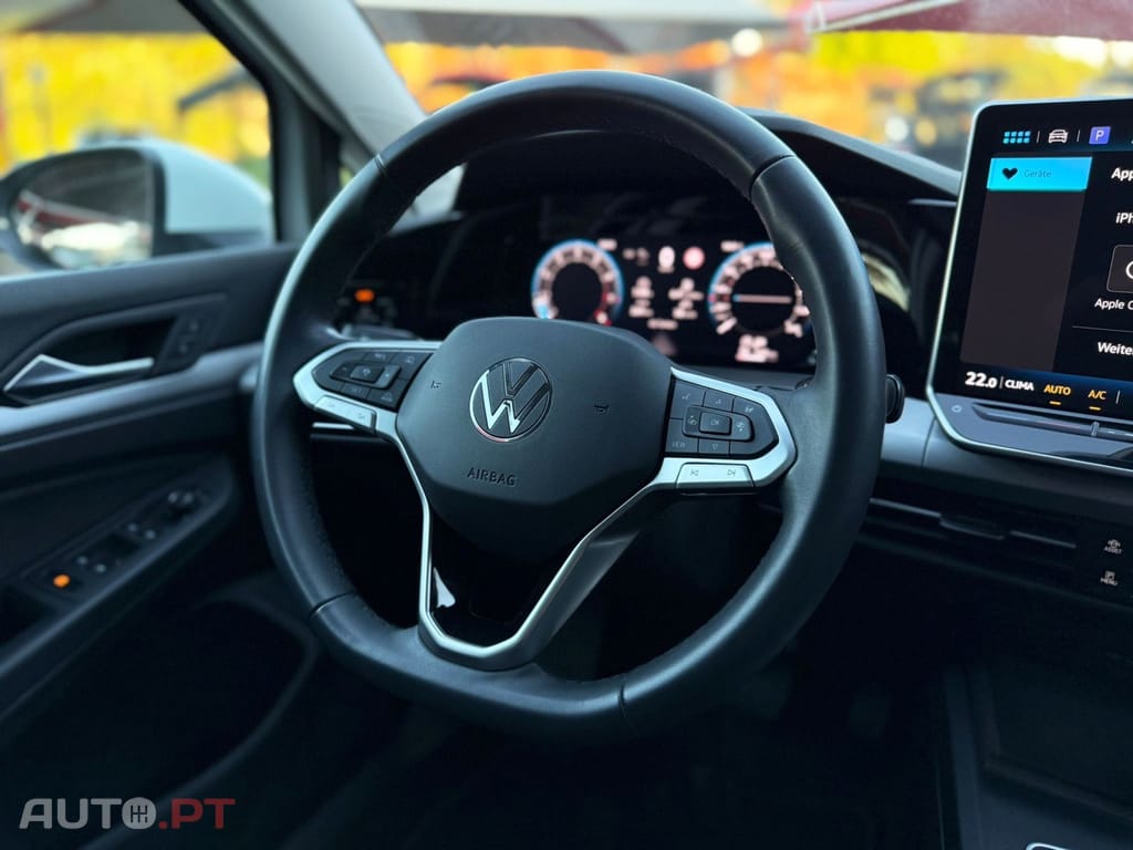 Volkswagen Golf Variant 1.5 eTSI R-Line DSG