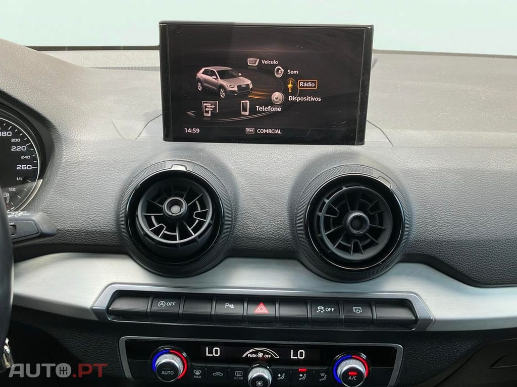Audi Q2 30 TDI
