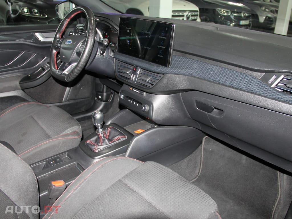 Ford Focus SW 1.0 EcoBoost ST-Line