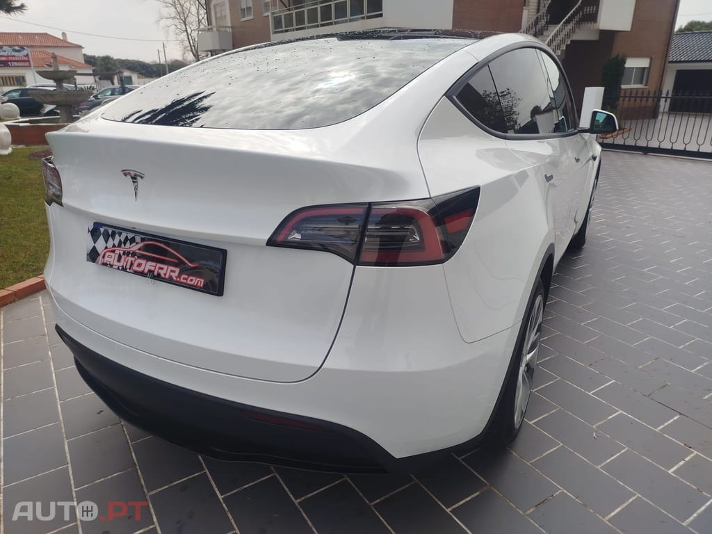 Tesla Model Y Tração Traseira