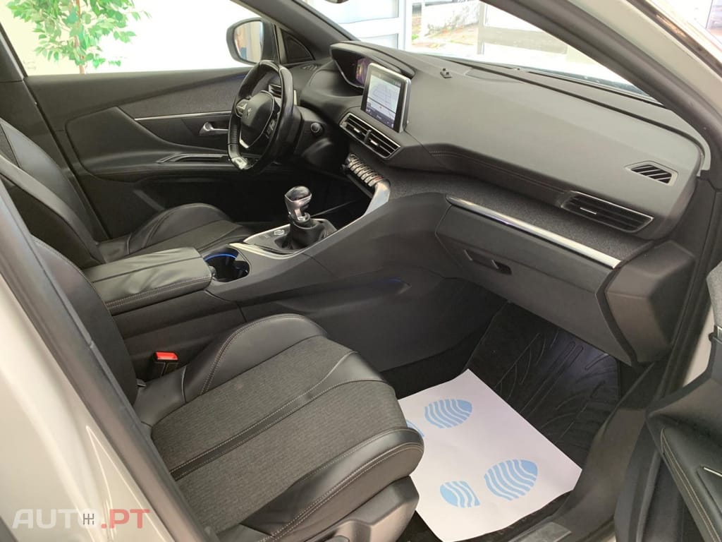 Peugeot 3008 1.6 BlueHDi GT Line