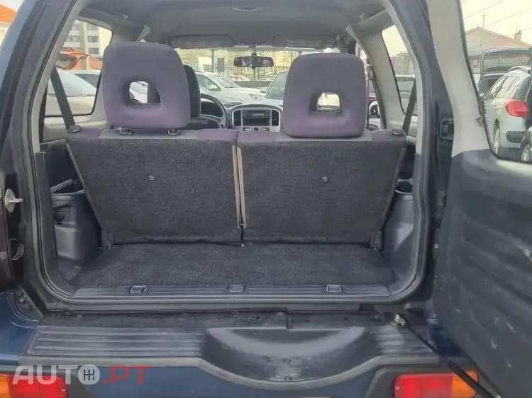 Suzuki Grand Vitara Outro