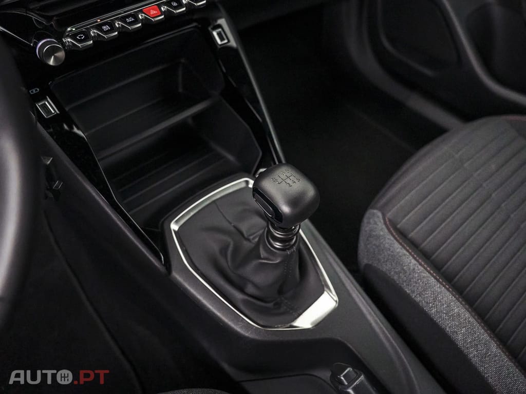 Peugeot 2008 1.2 PureTech Active Pack