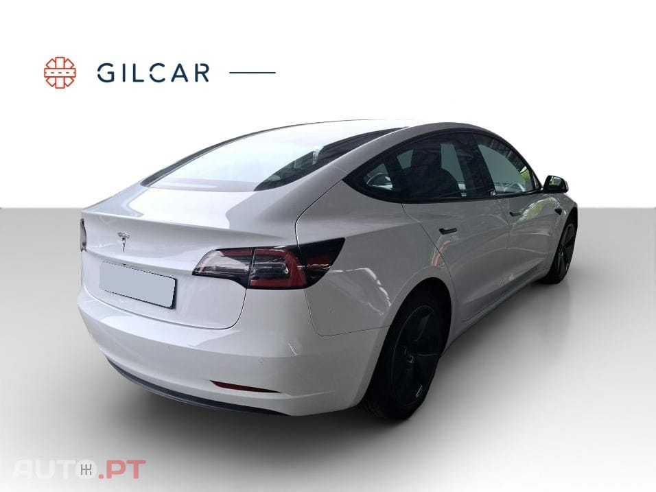 Tesla Model 3 RWD